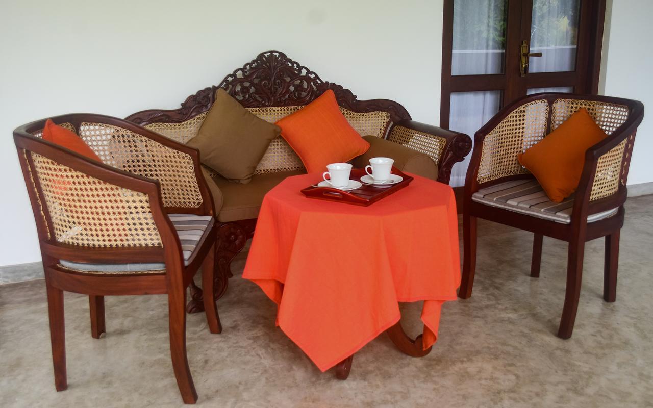 Boutique Villa Shanthi Hikkaduwa Exterior photo